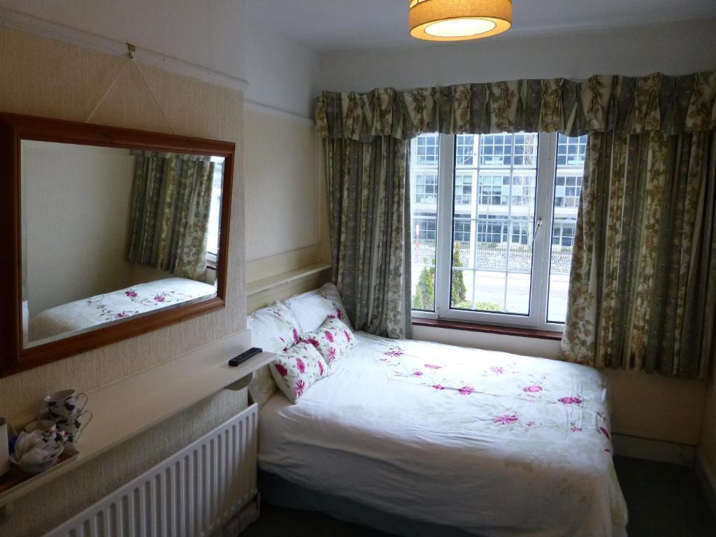 Lisadell House B&B Cork Room photo
